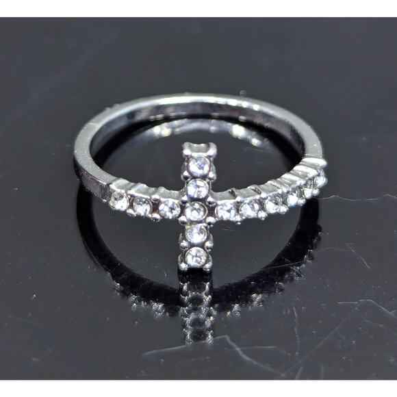 Cross Ring, Silver-tone, Rhinestones, Sideways Cross, Size 6 - Picture 1 of 4